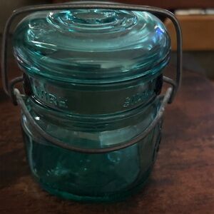 Vintage Ball 1/2 Pt. Blue Bicentennial with Wire Bail Lid.